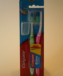 2 SPAZZOLINI COLGATE