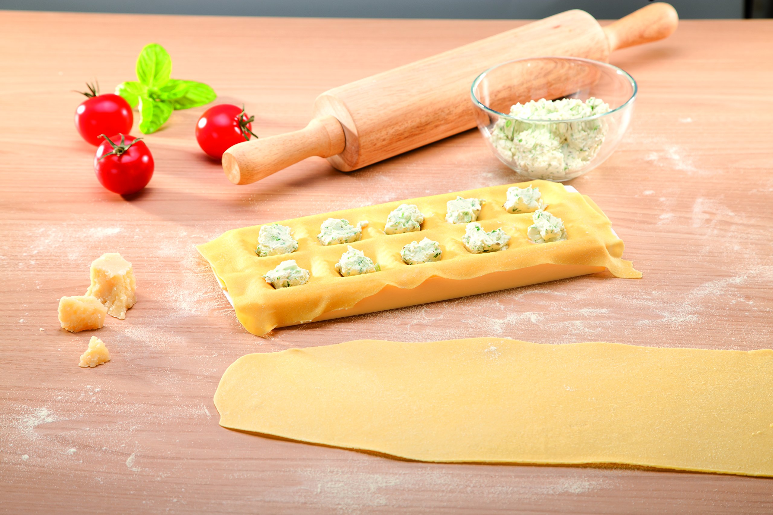 Stampo per 10 Raviolini Quadrati in Plastica – Tescoma - immagine 2