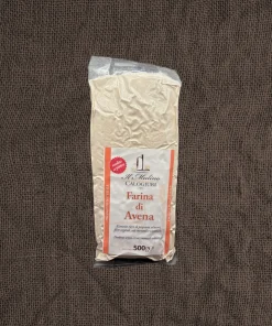 Farina di avena molita a pietra