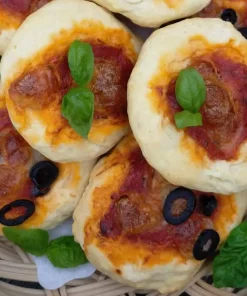 FACCIAMO LE PIZZETTE!(LAB 2 BAMBINƏ + ADULTƏ) – 11 Maggio 2024